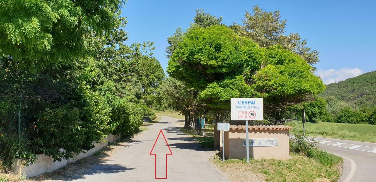 Mazet De Vacances Dans Le Domaine De L'Espai Saint-Martin-de-Brômes Eksteriør billede