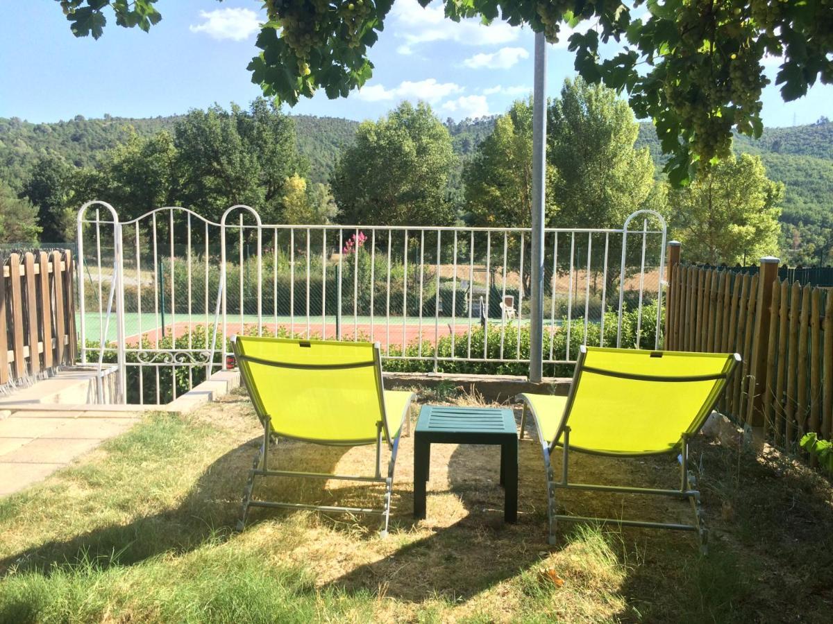 Mazet De Vacances Dans Le Domaine De L'Espai Saint-Martin-de-Brômes Eksteriør billede