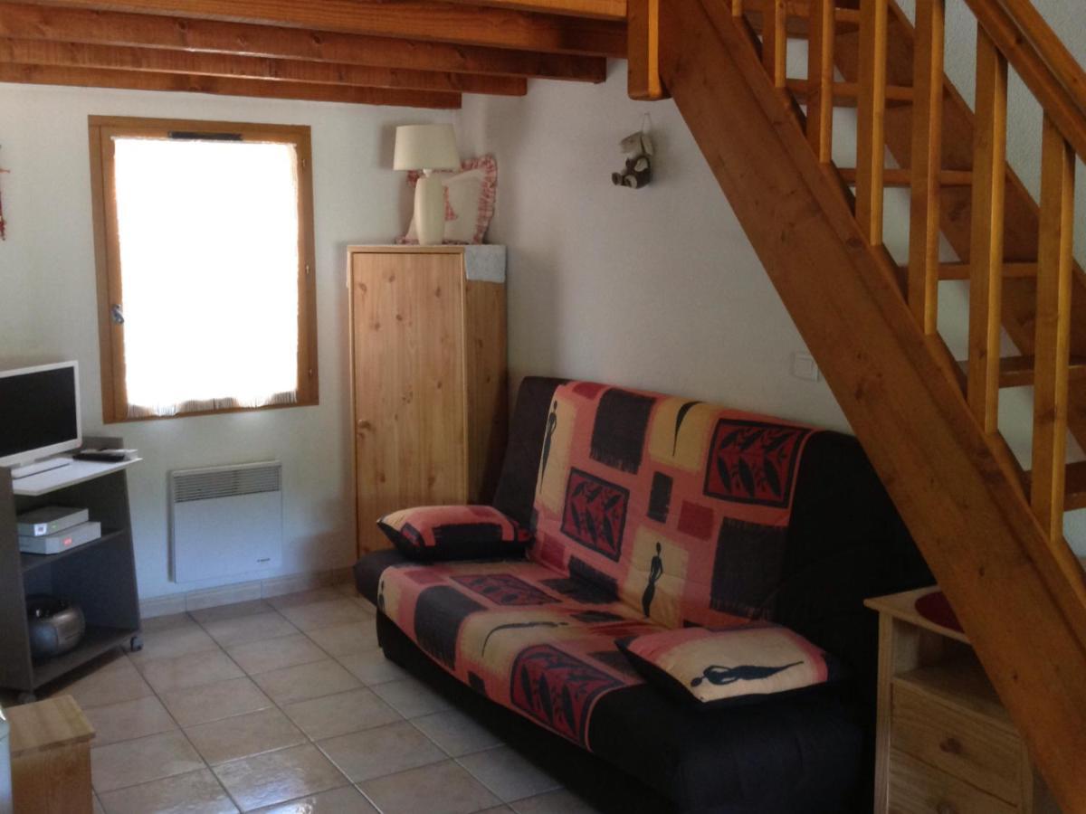 Mazet De Vacances Dans Le Domaine De L'Espai Saint-Martin-de-Brômes Eksteriør billede
